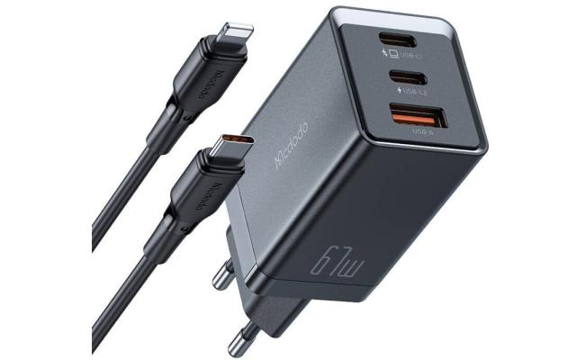 Mcdodo CH-1544 GaN wall charger, 2x USB-C, 1x USB, 67W + USB-C to Lightning cable (black)